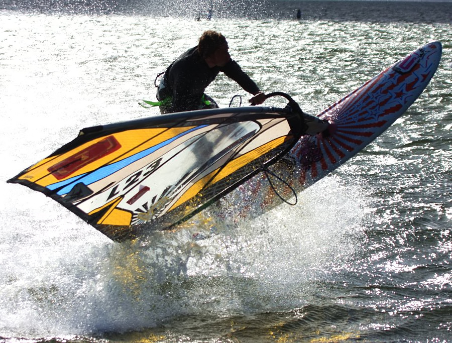 Kitesurfing i windsurfing, czyli 07.09.2012 na play obok OW AUGUSTYNA w Jastarni na Pwyspie Helskim