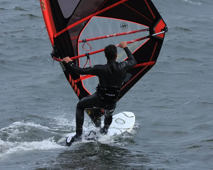 Kitesurfing i windsurfing, czyli 23.09.2012 na play obok OW AUGUSTYNA w Jastarni na Pwyspie Helskim