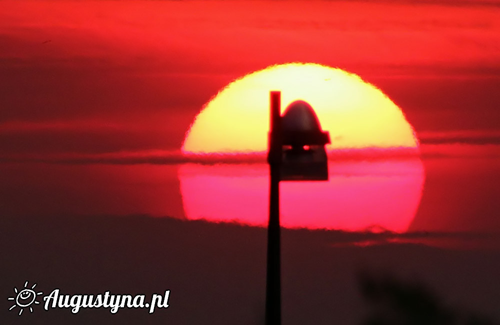 Wczasy nad morzem, czyli słońce widziane z okna OW AUGUSTYNA w Jastarni na Półwyspie Helskim