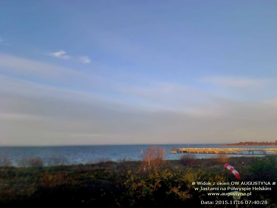 Wczasy nad morzem, czyli listopad, wczasy, słońce, wiatr, plaża i widok na morze z okna OW AUGUSTYNA w Jastarni na Półwyspie Helskim 