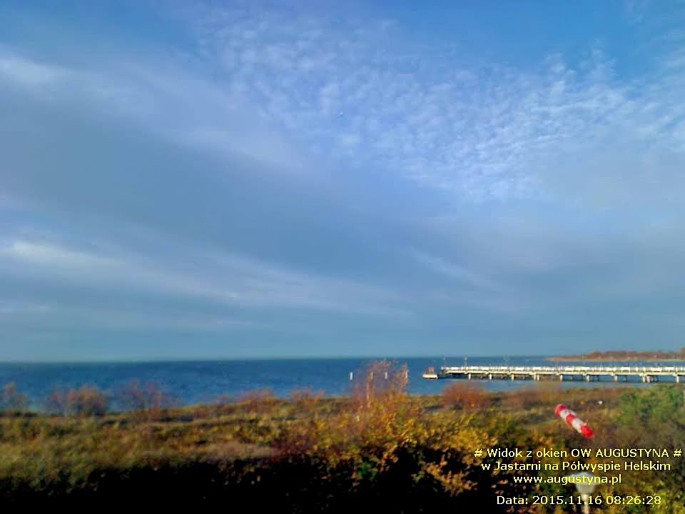 Wczasy nad morzem, czyli listopad, wczasy, słońce, wiatr, plaża i widok na morze z okna OW AUGUSTYNA w Jastarni na Półwyspie Helskim 