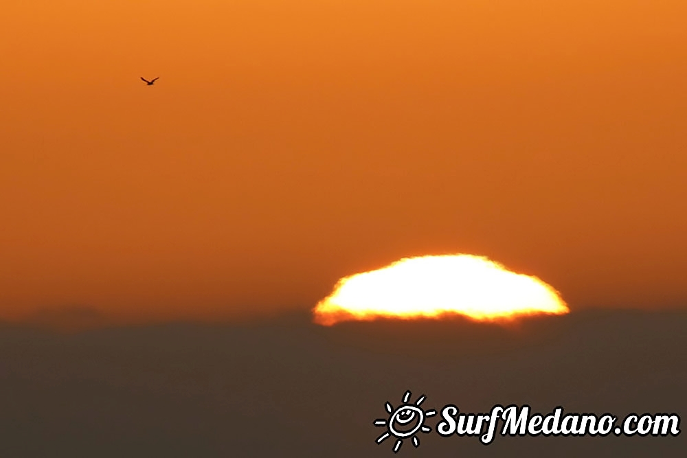 Wczasy nad morzem czyli wrzesień, słońce, plaża i wiatr widziane z pokoju z widokiem na morze w OW AUGUSTYNA Jastarnia Półwysep Hel