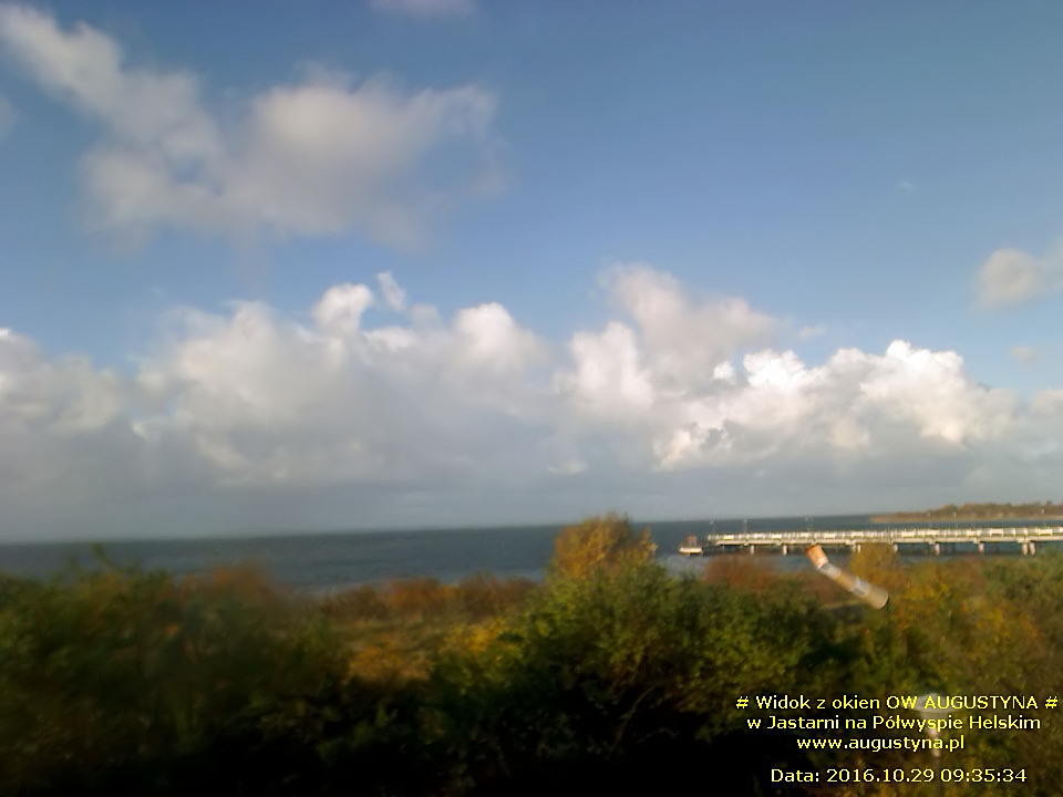 Wczasy nad morzem czyli październik, słońce, plaża i wiatr widziane z pokoju z widokiem na morze w OW AUGUSTYNA Jastarnia Półwysep Hel