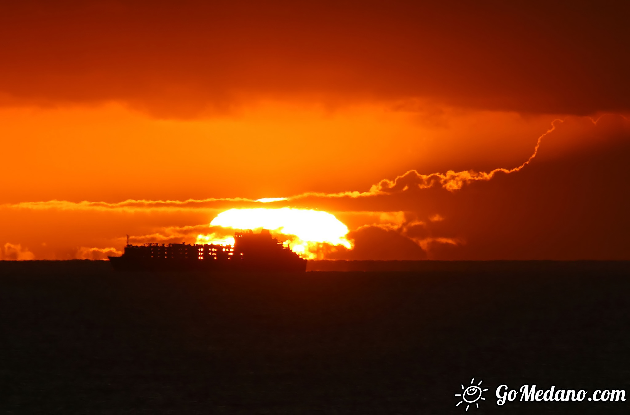 Wczasy nad morzem czyli LISTOPAD, słońce, plaża i wiatr widziane z pokoju z widokiem na morze w OW AUGUSTYNA Jastarnia Półwysep Hel