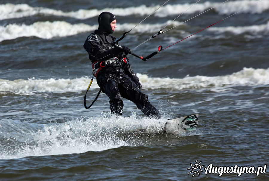 Przedwiosenny kitesurfing, czyli 9 marca 2013 w Rewie i Jastarni