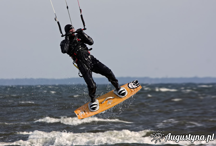 Przedwiosenny kitesurfing, czyli 9 marca 2013 w Rewie i Jastarni